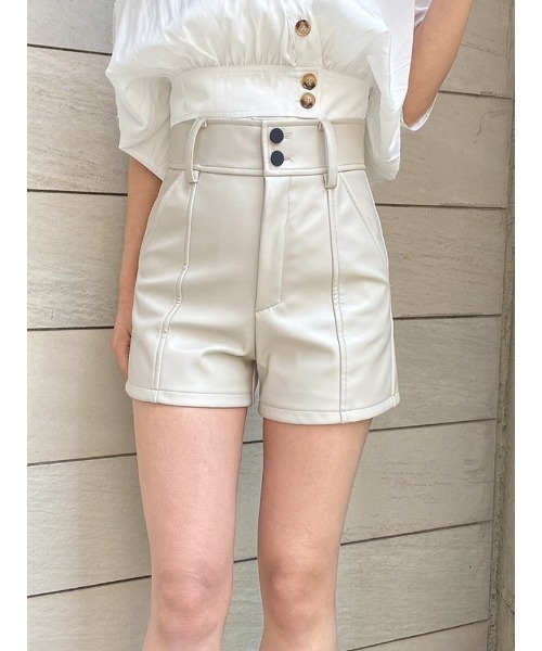 ENVYM（アンビー）の「フェイクレザーＳＰＴ（その他パンツ・レディース・ブラック/アイボリー・S/M）」の2枚目の写真