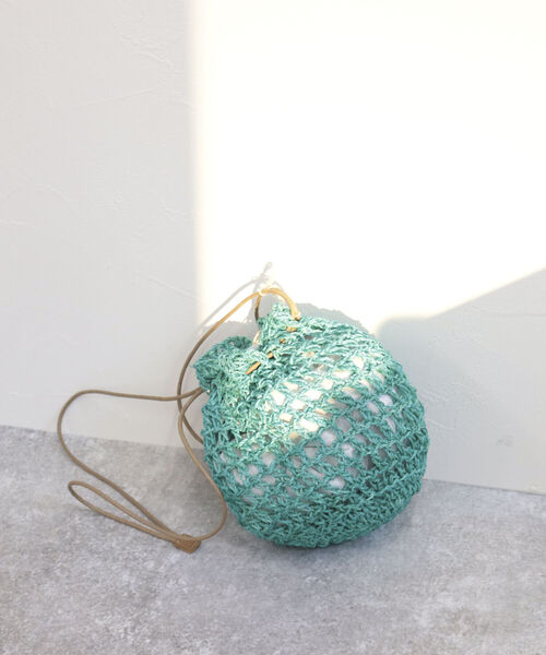 The Bagmati（ザバグマティ）の「【BAGMATI/バグマティ】透かし柄編みアバカ巾着バッグ（ショルダーバッグ・レディース・グリーン/オレンジ/ブラック系その他・FREE）」の11枚目の写真