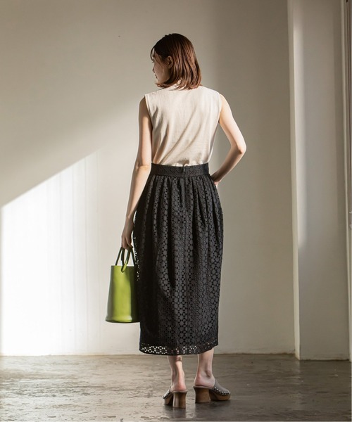 Noble（ノーブル）の「スクエアーレースコクーンスカート（スカート・レディース・ブラック/ホワイト・38/36）」の6枚目の写真