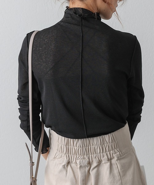 COLONY 2139（コロニートゥーワンスリーナイン）の「シアーネットメロータートルネックトップス（Tシャツ/カットソー・レディース・ブラック/オフホワイト・FREE）」の17枚目の写真