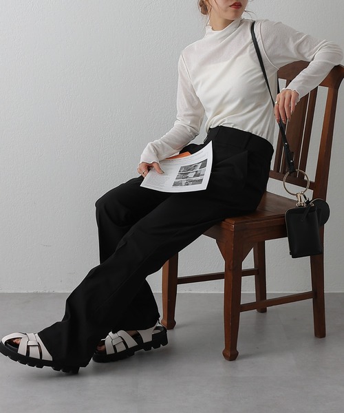 COLONY 2139（コロニートゥーワンスリーナイン）の「シアーネットメロータートルネックトップス（Tシャツ/カットソー・レディース・ブラック/オフホワイト・FREE）」の12枚目の写真