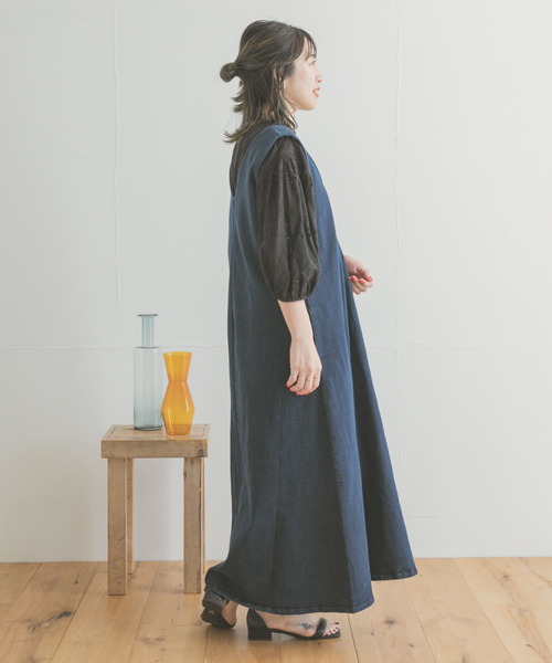 ITEMS URBANRESEARCH（アイテムズ アーバンリサーチ）の「デニムフレアジャンパースカート（ワンピース・レディース・インディゴブルー/ブルー・FREE）」の8枚目の写真