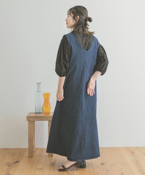 ITEMS URBANRESEARCH（アイテムズ アーバンリサーチ）の「デニムフレアジャンパースカート（ワンピース・レディース・インディゴブルー/ブルー・FREE）」の9枚目の写真