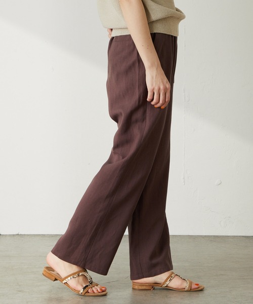 COLLAGE GALLARDAGALANTE（コラージュガリャルダガランテ）の「秋にも使えるカラー展開/快適ゴムベルトリネンパンツ/手洗い可（その他パンツ・レディース・ダークブラウン/グリーン/ベージュ/ネイビー・FREE）」の20枚目の写真