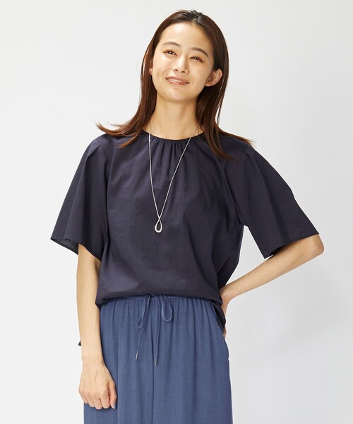 J.PRESS(ジェイプレス)の「【洗える】 ポリエステル ラミー Poplin ボリューム スリーブ ブラウス(シャツ/ブラウス・レディース・ライトグレー系/ライトグリーン系/ネイビー系・11/9)」の3枚目の写真