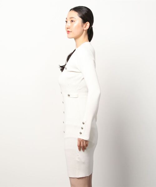 Guess（ゲス）の「Eco Katia Logo Button Sweater Dress（ワンピース・レディース・ホワイト・MEDIUM/SMALL/X-SMALL）」の6枚目の写真