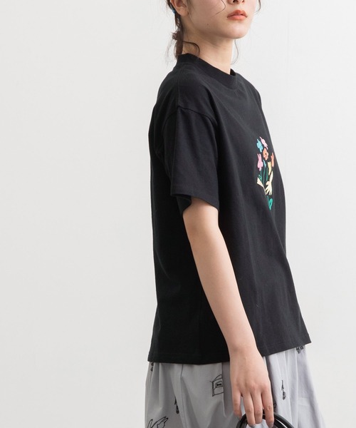 POU DOU DOU(プードゥドゥ)の「マルチプリントTee(Tシャツ/カットソー・レディース・ブラック/オフホワイト/ライトベージュ・3)」の20枚目の写真