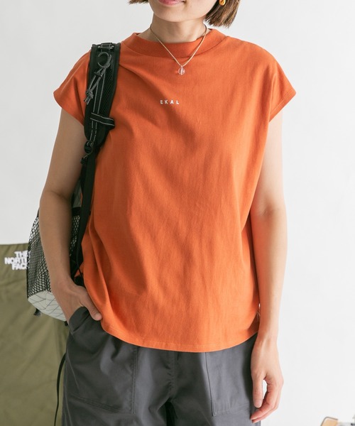 EKAL(エカル)の「EKAL フレンチスリーブカットソー(Tシャツ/カットソー・レディース・ホワイト/オレンジ/グレイッシュベージュ/チャコール・FREE)」の1枚目の写真