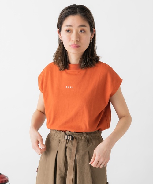 EKAL(エカル)の「EKAL フレンチスリーブカットソー(Tシャツ/カットソー・レディース・ホワイト/オレンジ/グレイッシュベージュ/チャコール・FREE)」の19枚目の写真