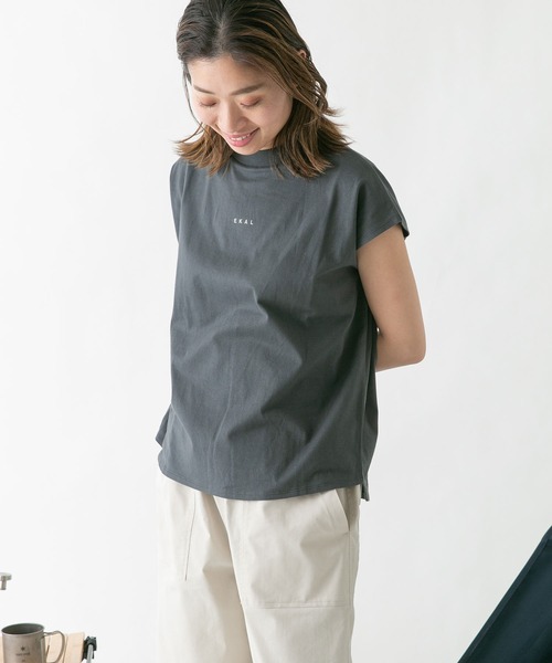 EKAL(エカル)の「EKAL フレンチスリーブカットソー(Tシャツ/カットソー・レディース・ホワイト/オレンジ/グレイッシュベージュ/チャコール・FREE)」の12枚目の写真