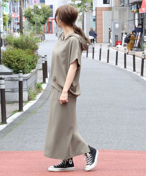 HONEYSUCKLE ROSE（ハニーサックルローズ）の「【HONEYSUCKLE ROSE】カットロングスカート（スカート・レディース・パープル/ダークグレー/カーキブラウン・M/L）」の8枚目の写真