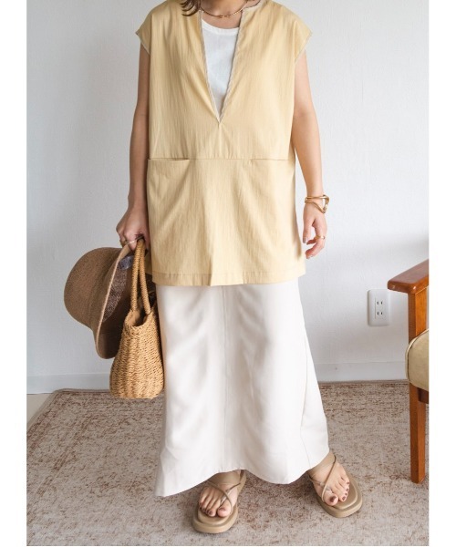 Amourire（アムリール）の「【yumiコラボ】配色パイピング深Ｖベスト（ベスト・レディース・ベージュ/イエロー/モカ・M）」の11枚目の写真