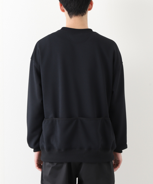 WISM（ウィズム）の「【PSEUDOS / シュードス】PLAIN CREW NECK SWEATSHIRT LS（スウェット・メンズ・ブラック/チャコールグレー・MEDIUM/SMALL）」の6枚目の写真