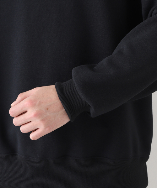 WISM（ウィズム）の「【PSEUDOS / シュードス】PLAIN CREW NECK SWEATSHIRT LS（スウェット・メンズ・ブラック/チャコールグレー・MEDIUM/SMALL）」の10枚目の写真