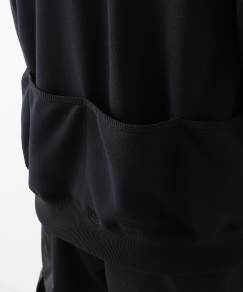 WISM（ウィズム）の「【PSEUDOS / シュードス】PLAIN CREW NECK SWEATSHIRT LS（スウェット・メンズ・ブラック/チャコールグレー・MEDIUM/SMALL）」の14枚目の写真