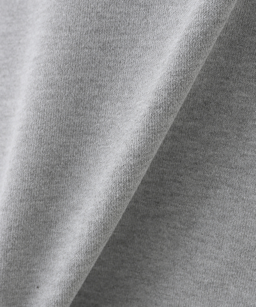 WISM（ウィズム）の「【PSEUDOS / シュードス】PLAIN CREW NECK SWEATSHIRT LS（スウェット・メンズ・ブラック/チャコールグレー・MEDIUM/SMALL）」の19枚目の写真