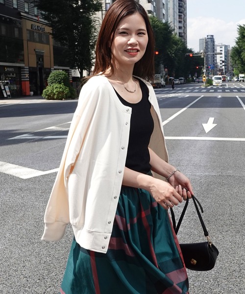 CORNERS（コーナーズ）の「カレッジロゴプリント2wayスウェットカーディガン（スウェット・レディース・オートミール/ベージュ系その他/スミクロ・FREE）」の18枚目の写真