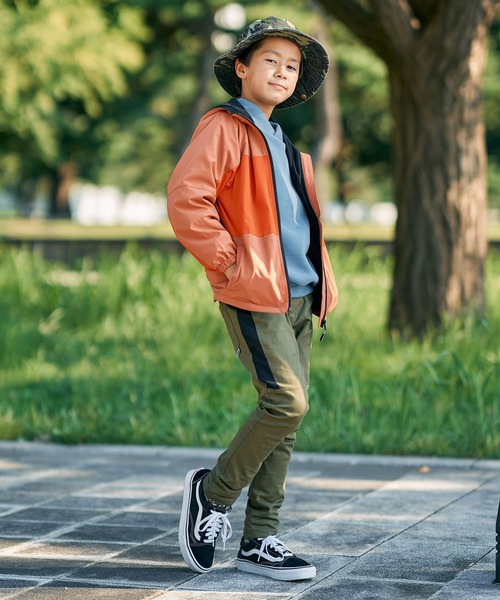 KRIFF MAYER Kid's Collection（クリフメイヤーキッズコレクション）の「マウンテンパーカー ジャケット アウトドア キャンプ フリース (アクティブフードJK)（ナイロンジャケット・キッズ・オレンジ/カラフル/チャコール/ベージュ/オリーブ・130/150/170/120/140/160）」の7枚目の写真