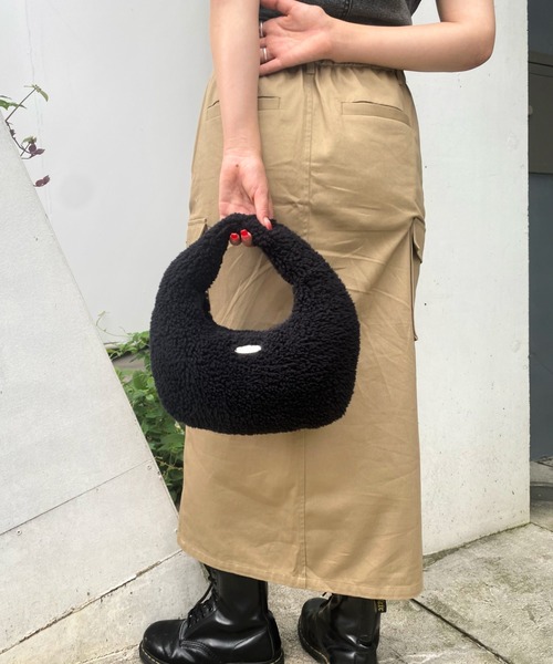 WHO'S WHO gallery（フーズフーギャラリー）の「【SLOPPY/スロッピー】ボアBAG（ショルダーバッグ・レディース・ブラック/ベージュ/パープル・FREE）」の4枚目の写真