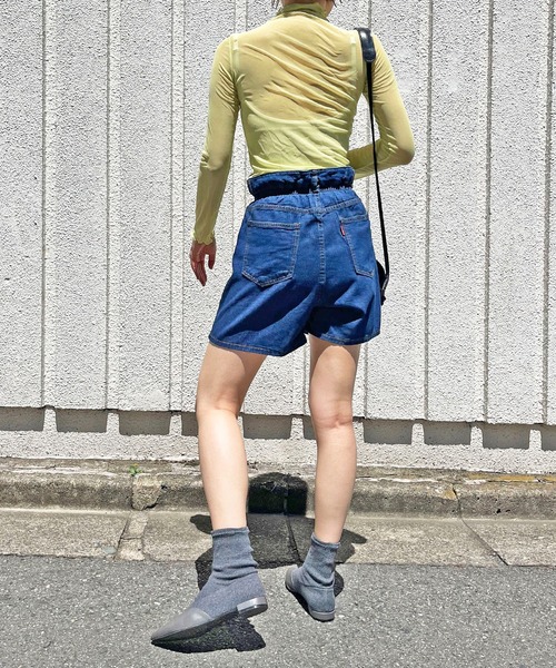 Jewelobe(ジュエローブ)の「フリルウエストデニムショートパンツ(デニムパンツ・レディース・ブルー・S/M)」の22枚目の写真