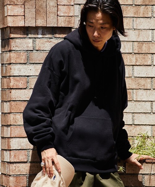 FREAK'S STORE(フリークスストア)の「WEB限定 12oz ヘビーウェイト ビッグシルエット プルオーバーパーカー/フーディ―/配色デザイン(パーカー・メンズ・ブラック/アッシュグレー/グレー系その他/ナチュラル/グレイッシュベージュ/ダークグリーン/ネイビー/グレイッシュブルー/ネイビー系2/イエロー・SMALL/MEDIUM/LARGE/X-LARGE)」の21枚目の写真