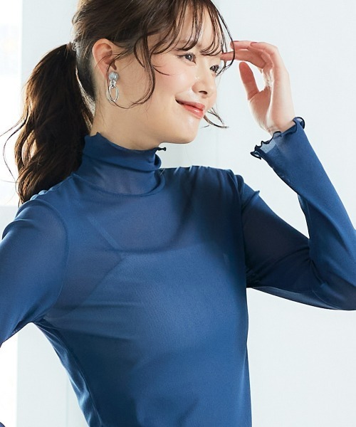 miclat（ミクラ）の「大きいサイズ シアーカットソーインナー miclat（Tシャツ/カットソー・レディース・ブラック/アイボリー/グリーン/ピンク/オレンジ/ブルー系/ライトグレー/テラコッタ/パープル/ネイビー・L～LL/3L～4L）」の7枚目の写真