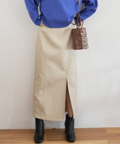 FREE'S MART(フリーズマート)の「【Sシリーズ対応】◆合皮フロントスリットナロースカート(スカート・レディース・ホワイト/カーキ/ブラック・MEDIUM/SMALL/X-SMALL)」の2枚目の写真