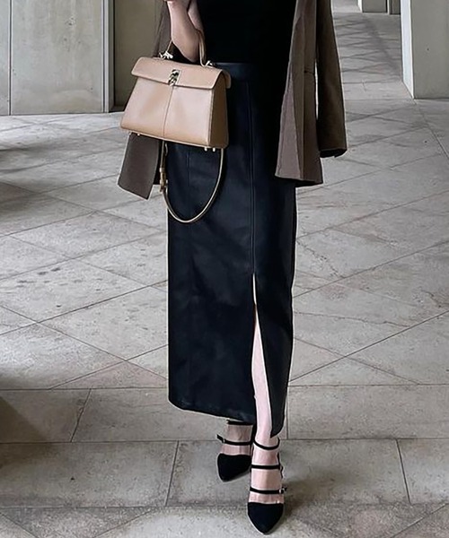 FREE'S MART(フリーズマート)の「【Sシリーズ対応】◆合皮フロントスリットナロースカート(スカート・レディース・ホワイト/カーキ/ブラック・MEDIUM/SMALL/X-SMALL)」の1枚目の写真