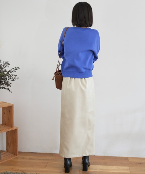 FREE'S MART(フリーズマート)の「【Sシリーズ対応】◆合皮フロントスリットナロースカート(スカート・レディース・ホワイト/カーキ/ブラック・MEDIUM/SMALL/X-SMALL)」の6枚目の写真