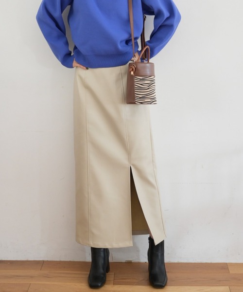 FREE'S MART(フリーズマート)の「【Sシリーズ対応】◆合皮フロントスリットナロースカート(スカート・レディース・ホワイト/カーキ/ブラック・MEDIUM/SMALL/X-SMALL)」の7枚目の写真