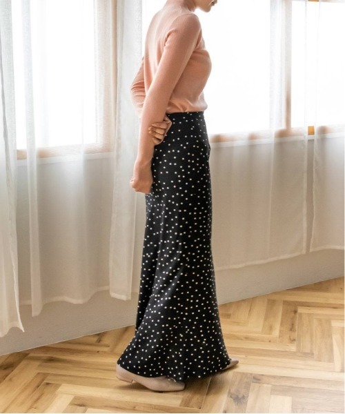 RANDA(ランダ)の「ナローシルエットロングスカート(スカート・レディース・グリーン/クリーム/ドット・0/1)」の13枚目の写真