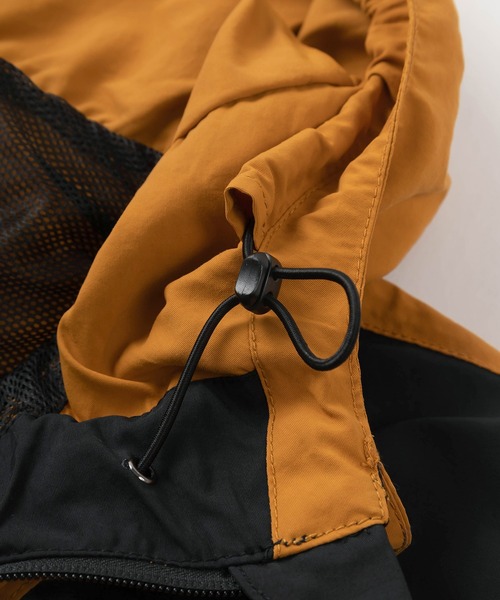 WILD THINGS（ワイルドシングス）の「【WILD THINGS/ワイルドシングス】SUPPLEX CHAMONIX JACKET 2/ シャモニージャケット　2/ マウンテンパーカー/ナイロンブルゾン（マウンテンパーカー・メンズ・ブラック/ブルー/グリーン/ダークオレンジ/ベージュ・L/M/XL）」の9枚目の写真