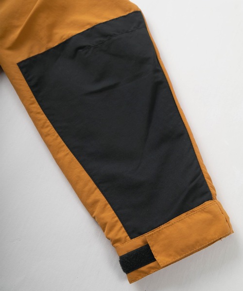 WILD THINGS（ワイルドシングス）の「【WILD THINGS/ワイルドシングス】SUPPLEX CHAMONIX JACKET 2/ シャモニージャケット　2/ マウンテンパーカー/ナイロンブルゾン（マウンテンパーカー・メンズ・ブラック/ブルー/グリーン/ダークオレンジ/ベージュ・L/M/XL）」の17枚目の写真