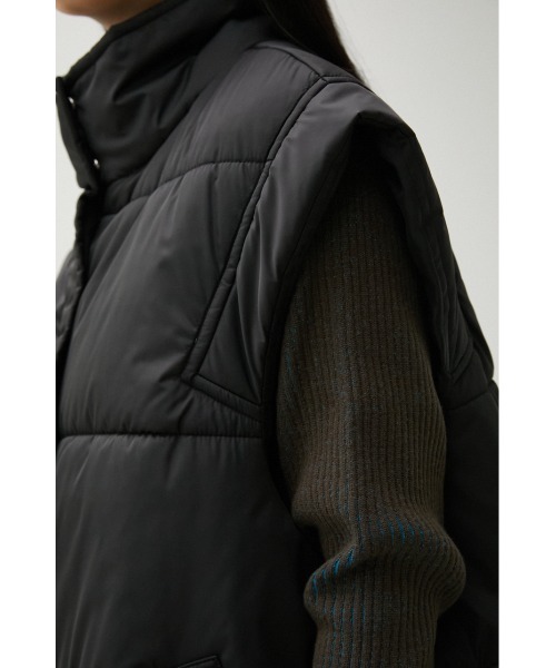 AZUL by moussy（アズールバイマウジー）の「PADDED VOLUME VEST/パディッドボリュームベスト（ベスト・レディース・アイボリー/ブラック・FREE）」の19枚目の写真