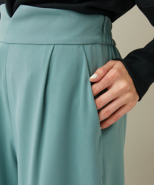 KATHARINE ROSS（キャサリンロス）の「【KATHARINE ROSS】ベルトVスリット タックストレートパンツ（スラックス・レディース・グリーン/チャコールグレー・MEDIUM）」の20枚目の写真