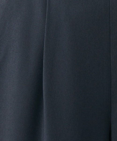 KATHARINE ROSS（キャサリンロス）の「【KATHARINE ROSS】ベルトVスリット タックストレートパンツ（スラックス・レディース・グリーン/チャコールグレー・MEDIUM）」の9枚目の写真