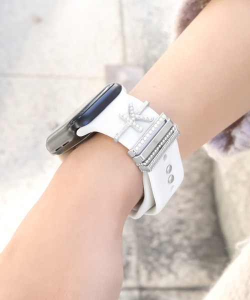 Urban Coral(アーバンコーラル)の「Apple Watch Accessory / アップルウォッチ アクセサリー イニシャルパールチャーム / Urban Coral(デジタル腕時計・レディース・K/M/N/I/R/Y/A/H/J/E/S/T・FREE)」の1枚目の写真