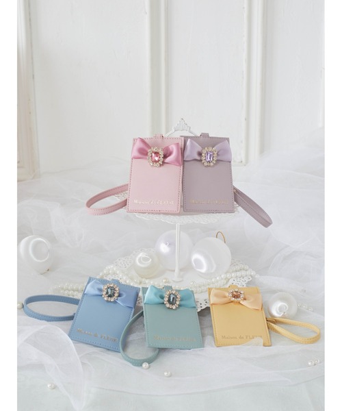 Maison de FLEUR（メゾンドフルール）の「カラフルビジュー