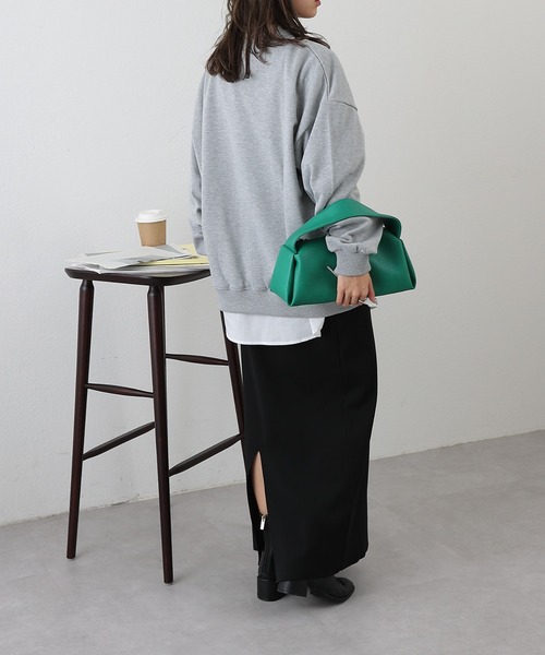 COLONY 2139（コロニートゥーワンスリーナイン）の「WEB・一部店舗限定 /裏毛クルーネックロゴプルオーバー（スウェット・レディース・オフホワイト/グレー/ブラック・FREE）」の22枚目の写真