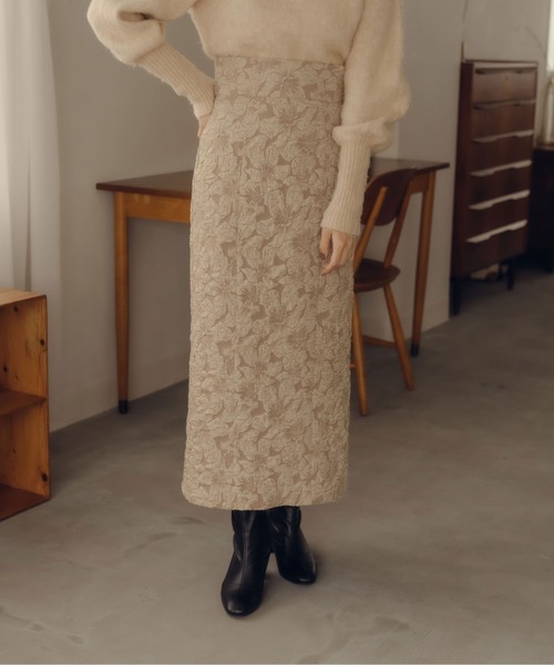 fupel（フぺル）の「フラワージャガードナロースカート（スカート・レディース・ブラック/ベージュ・MEDIUM/SMALL）」の4枚目の写真