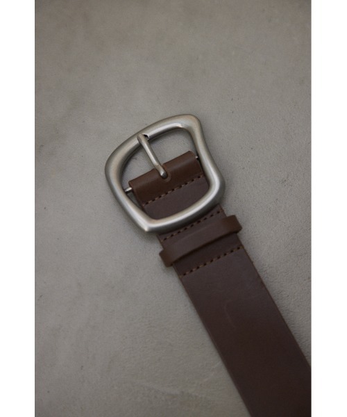 BLACK BY MOUSSY(ブラックバイマウジー)の「undulation buckle belt(アンジュレーションバックルベルト)(ベルト・レディース・ブラック/ブラウン・FREE)」の21枚目の写真