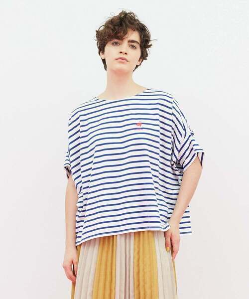 FRAPBOIS(フラボア)の「フラミンゴT(Tシャツ/カットソー・レディース・ブラック系その他/ホワイト系その他/グリーン系その他/ブルー系その他・1)」の4枚目の写真