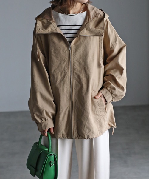 Bonjour Sagan（ボンジュールサガン）の「ミドルマウンテンパーカー