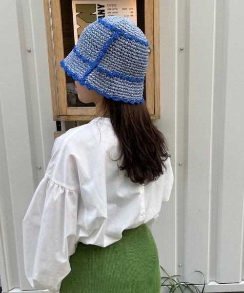 nemne store（ネンネストア）の「【nemne】配色ライン入りかぎ針バケットハット（ハット・レディース・ベージュ/アイボリー/ブルー・フリー）」の10枚目の写真
