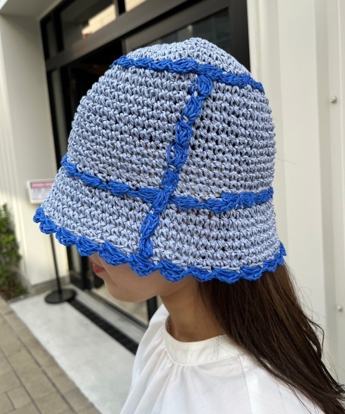 nemne store（ネンネストア）の「【nemne】配色ライン入りかぎ針バケットハット（ハット・レディース・ベージュ/アイボリー/ブルー・フリー）」の12枚目の写真
