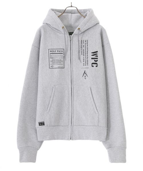 WP（ダブリューピー）の「WP / ダブリューピー：WP×CAMBER ROCKSTEADY ZIP PARKA：WP10-PK03[WAX]（パーカー・メンズ・ブラック×ホワイト/レッド系その他/イエロー系その他/ブルー系その他/グレー系その他・L/XL/XXXL/XXL）」の2枚目の写真