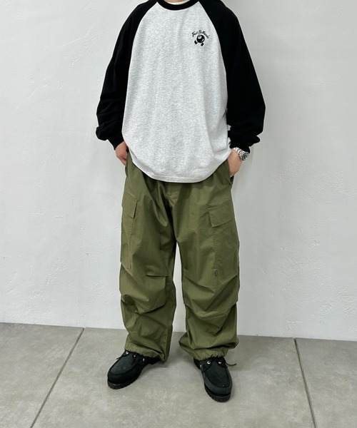 WHO'S WHO gallery（フーズフーギャラリー）の「COOPERパラシュートワイドパンツ（カーゴパンツ・レディース・カーキ/ブラック/ベージュ/ホワイト・FREE）」の12枚目の写真