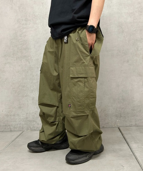 WHO'S WHO gallery（フーズフーギャラリー）の「COOPERパラシュートワイドパンツ（カーゴパンツ・レディース・カーキ/ブラック/ベージュ/ホワイト・FREE）」の11枚目の写真