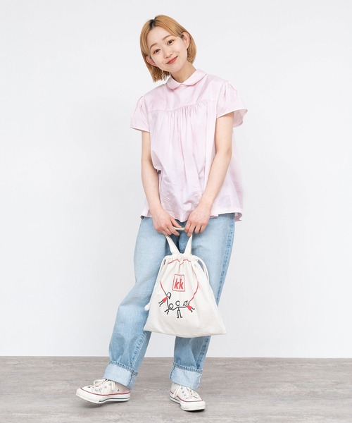CHILD WOMAN（チャイルドウーマン）の「FINXブロード 後開きパフ