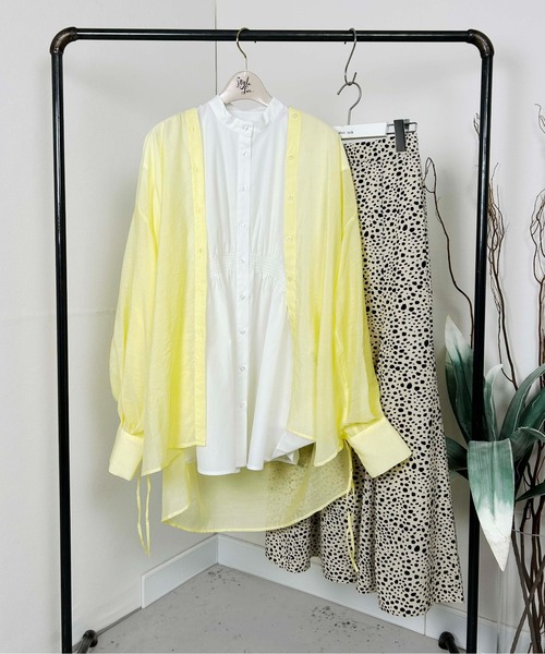 Meli rich(メリーリッチ)の「バックドロストシアーシャツ(シャツ/ブラウス・レディース・パープル/ブラック/イエロー/オフホワイト・FREE)」の10枚目の写真